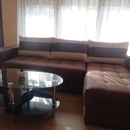 рая Apartment